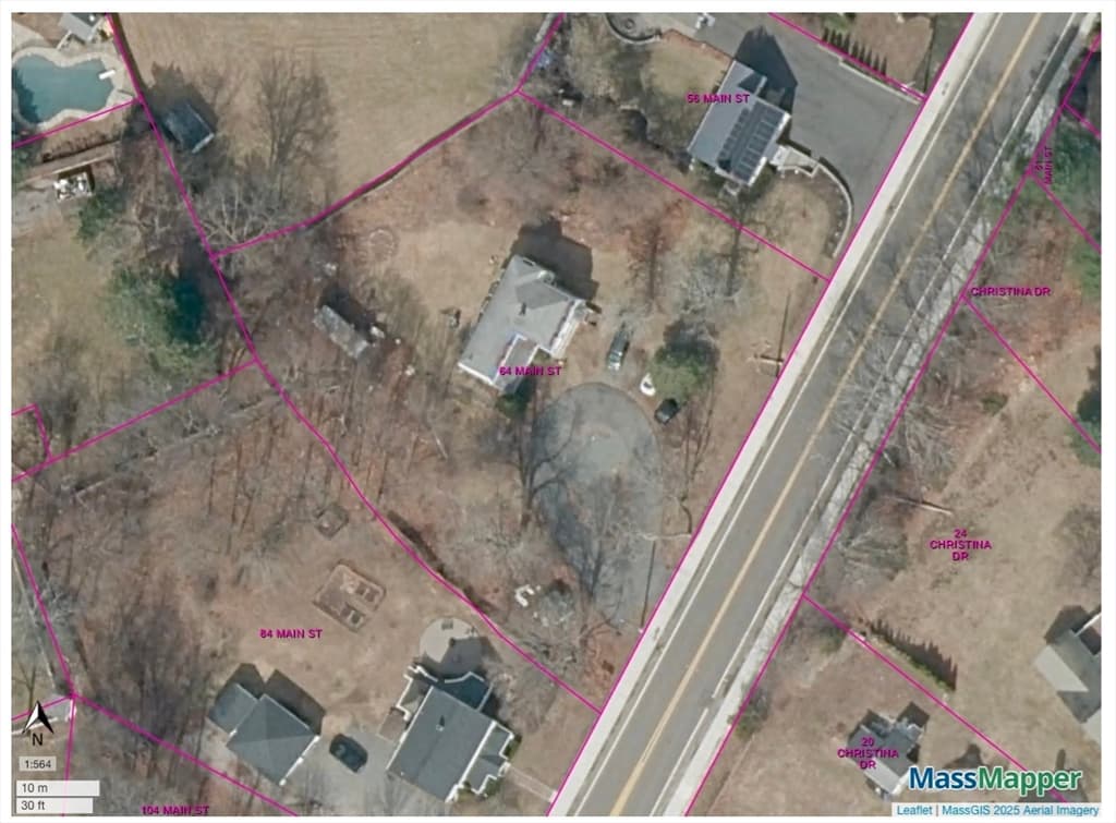 Single Family Residence at 64 Main St, Walpole MA 02081, photo 6 of 8