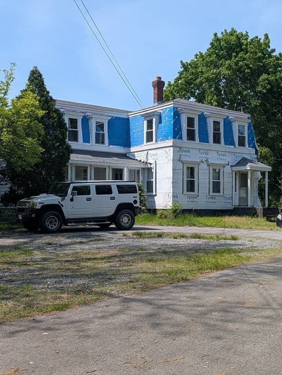 Single Family Residence at 64 Main St, Walpole MA 02081, photo 4 of 8