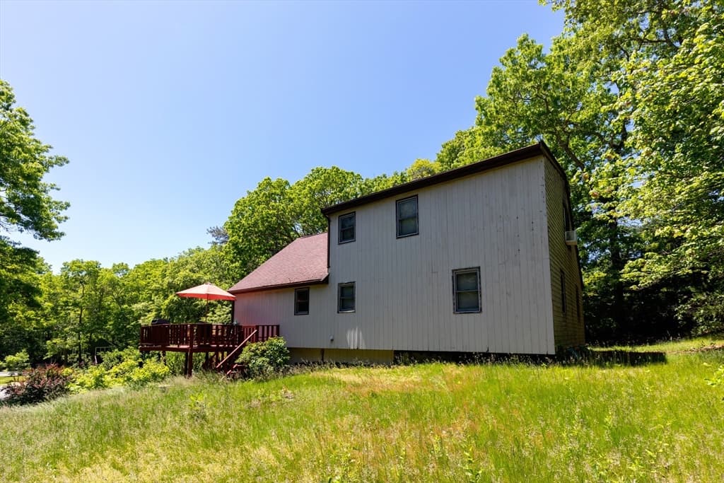Single Family Residence at 24 Cottontail Trl, Plymouth MA 02360, Plymouth, photo 3 of 32