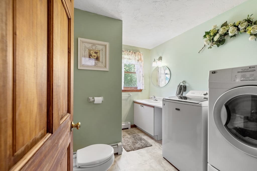 Single Family Residence at 24 Cottontail Trl, Plymouth MA 02360, Plymouth, photo 20 of 32