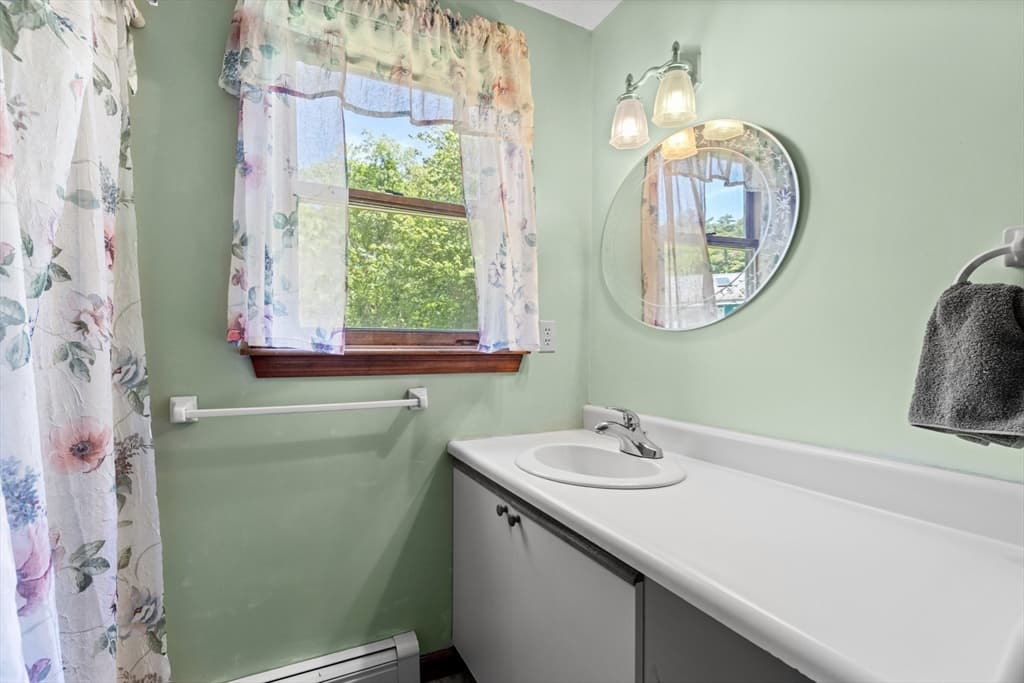 Single Family Residence at 24 Cottontail Trl, Plymouth MA 02360, Plymouth, photo 21 of 32