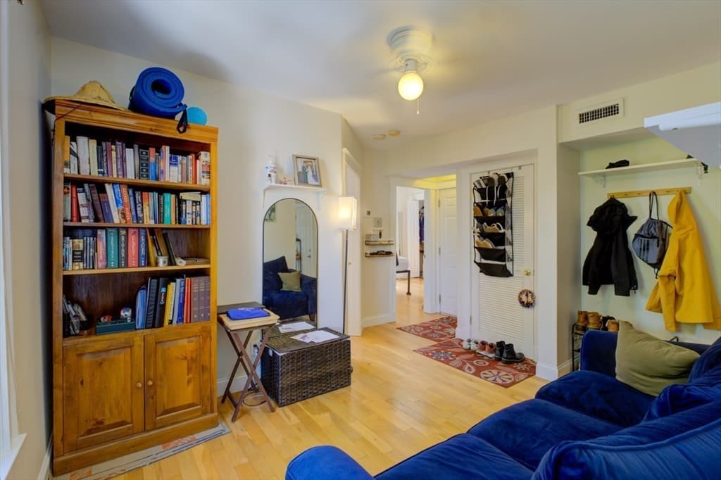 233 Cardinal Medeiros Avenue # 2, Cambridge MA 02141 photo 4