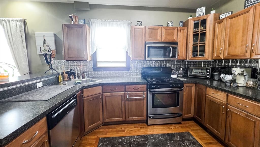 Multi Family at 25 Taft St., Revere MA 02151, photo 17 of 27