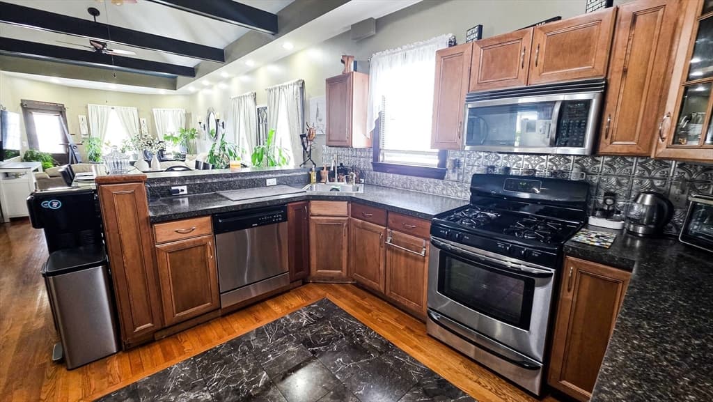 Multi Family at 25 Taft St., Revere MA 02151, photo 18 of 27