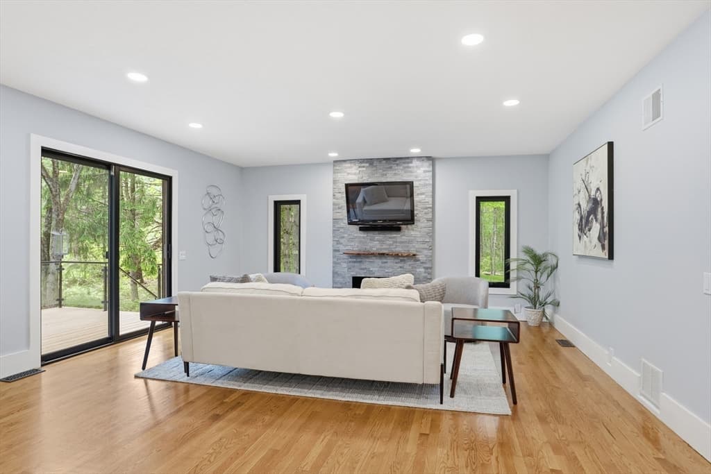 366 River Road, Carlisle MA 01741 photo 10