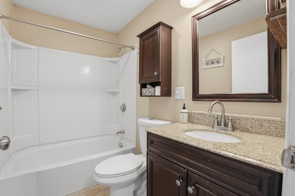 6 Guillotte Street, Acushnet MA 02743 photo 22