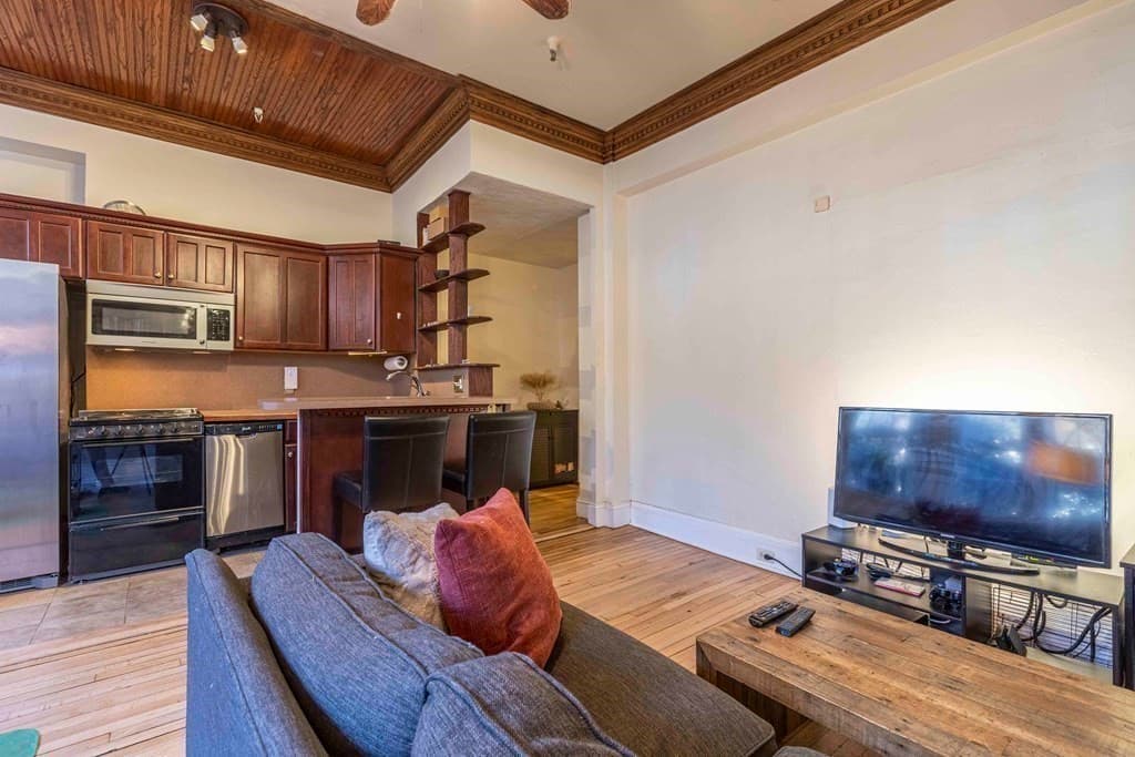 Condominium at 250 Commonwealth Ave # 22, Boston MA 02116, photo 5 of 14