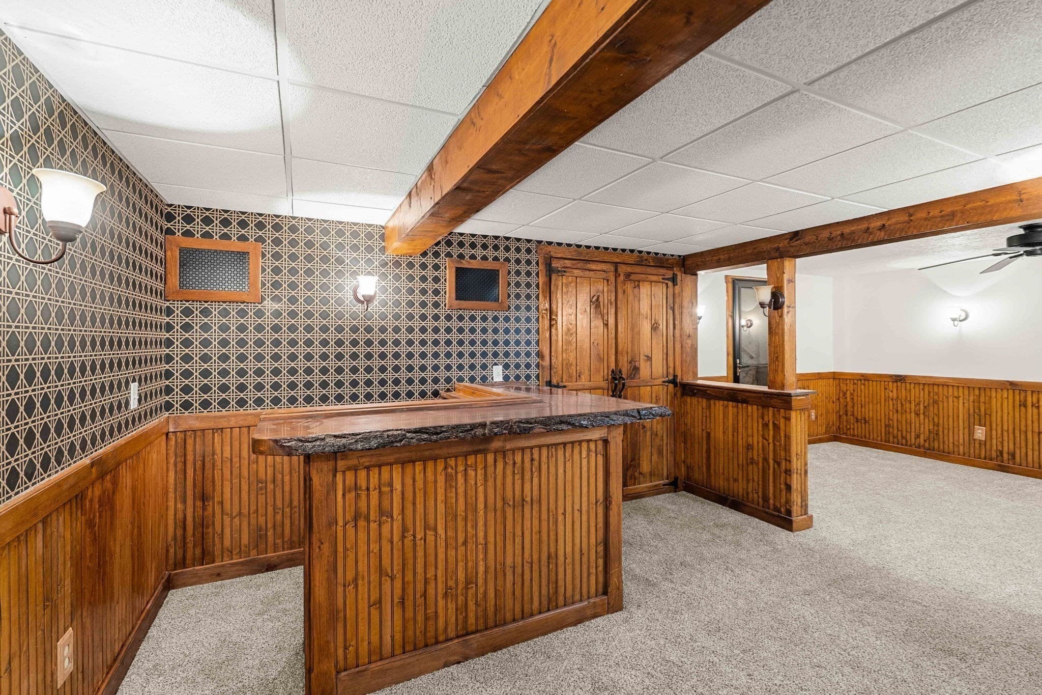 Condominium at 16 Patricia Drive # 16, Oxford MA 01537, photo 27 of 34