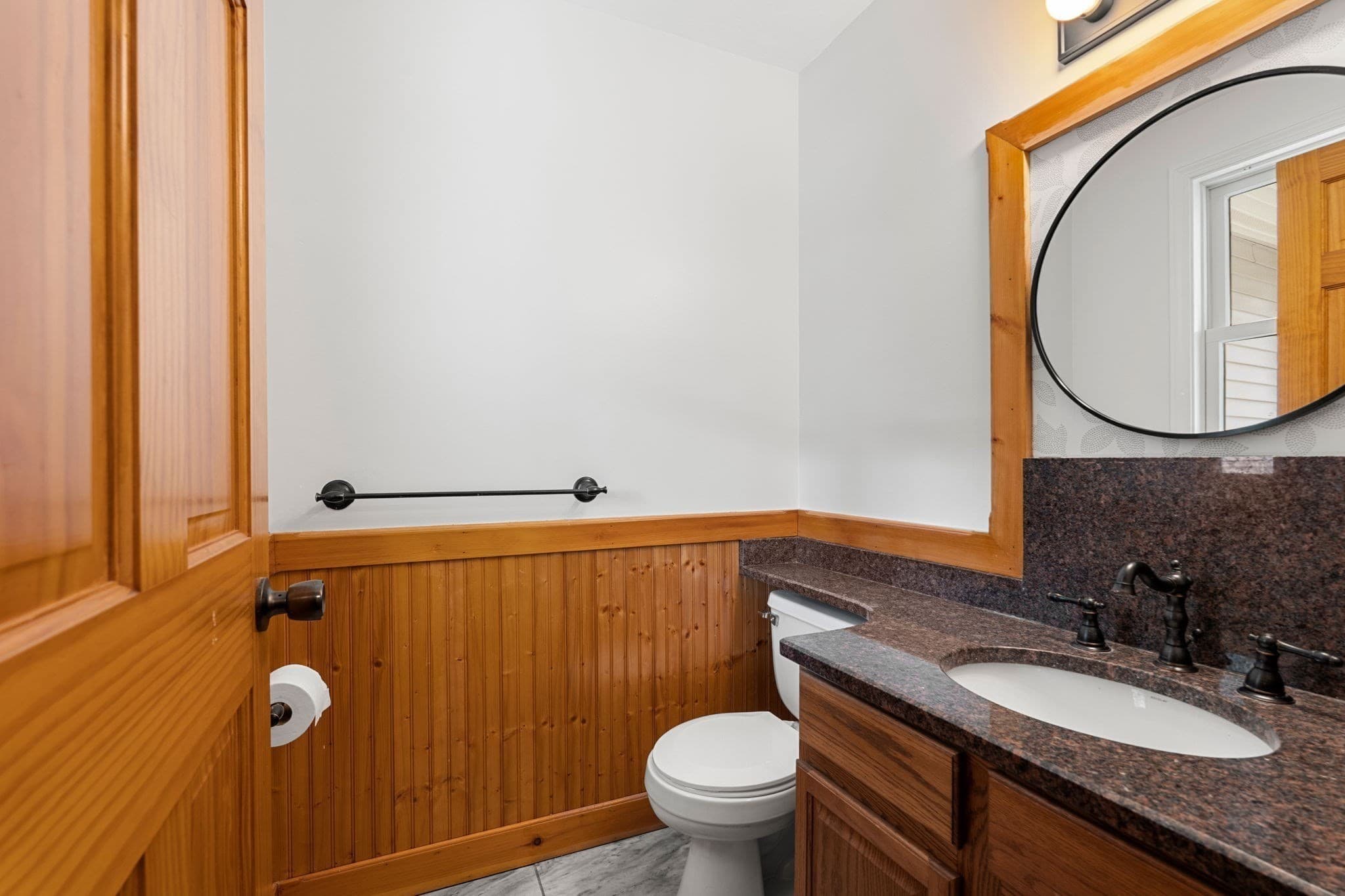 Condominium at 16 Patricia Drive # 16, Oxford MA 01537, photo 22 of 34