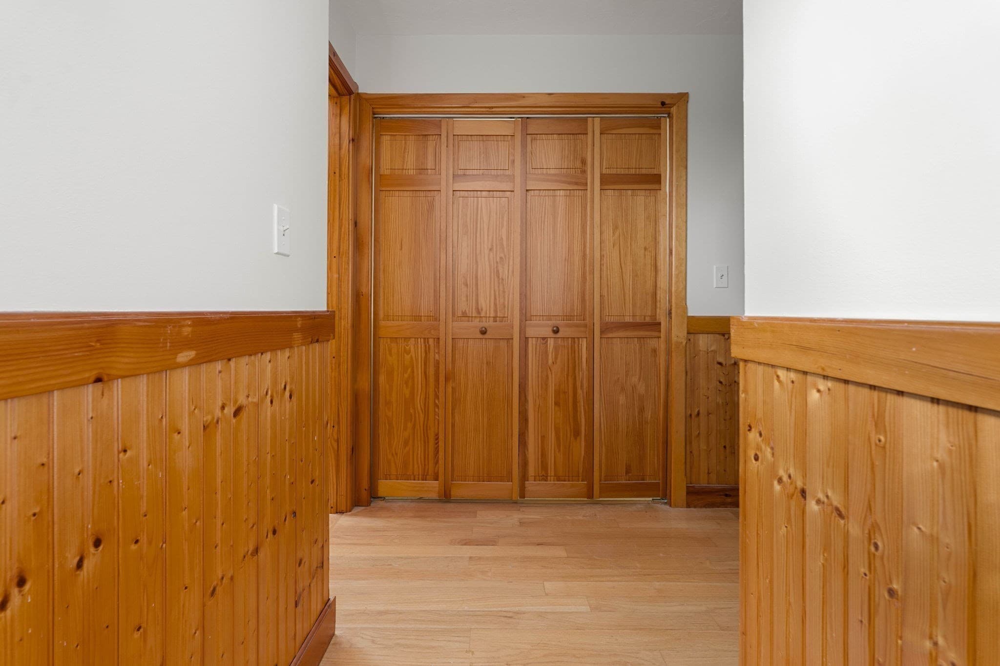 Condominium at 16 Patricia Drive # 16, Oxford MA 01537, photo 21 of 34