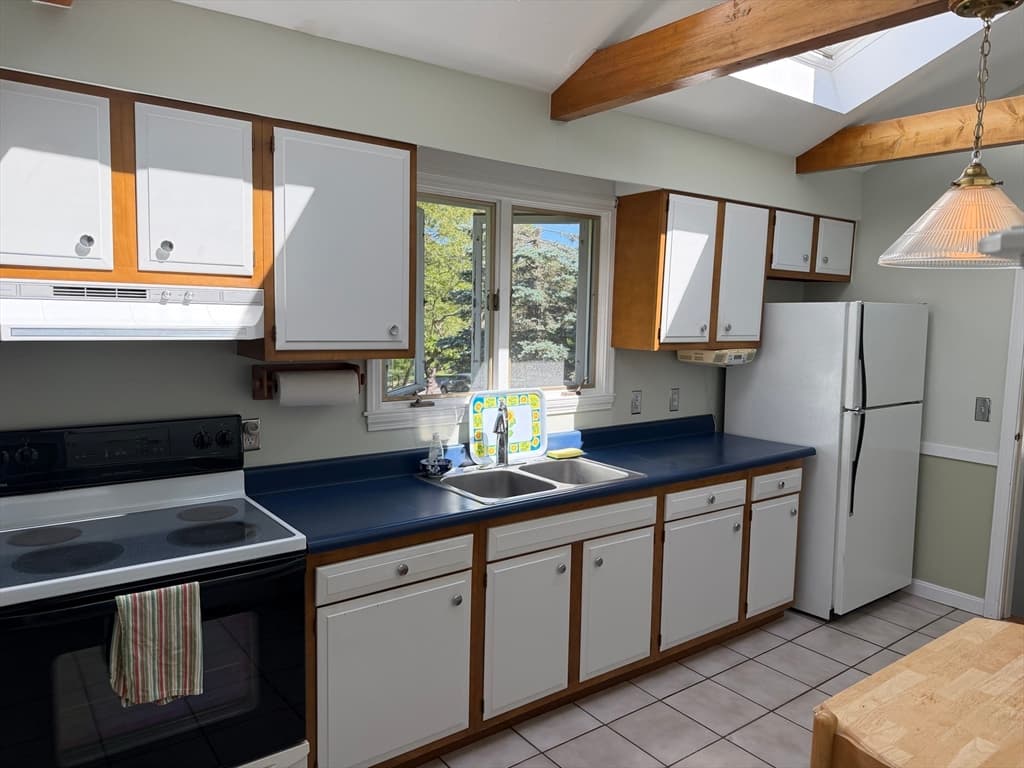 Single Family Residence at 98 Old Hills, Dennis MA 02638, Dennis, photo 16 of 24