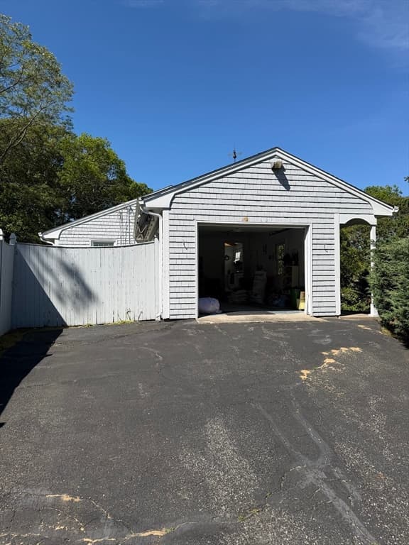Single Family Residence at 98 Old Hills, Dennis MA 02638, Dennis, photo 22 of 24