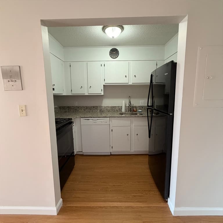 1186 Worcester Rd # 921, Framingham MA 01702 photo 5