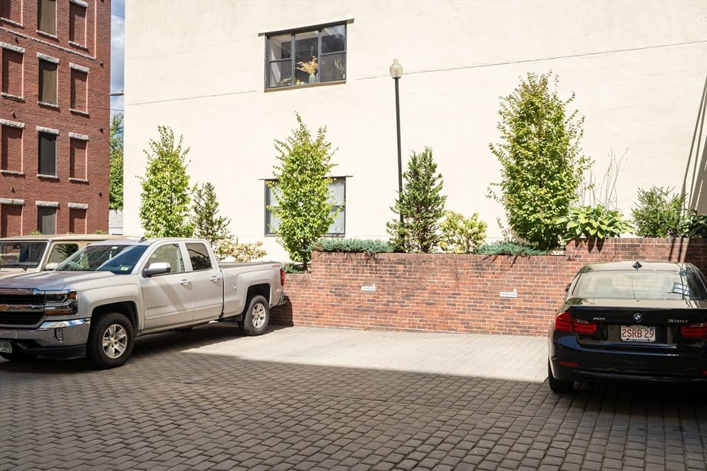 Condominium at 15 Sleeper # 104, Boston MA 02210, photo 23 of 25