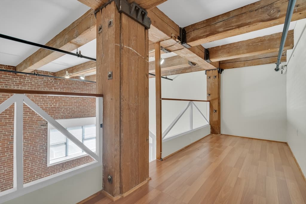Condominium at 15 Sleeper # 104, Boston MA 02210, photo 15 of 25
