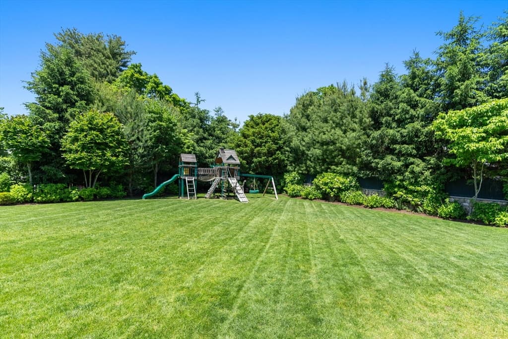 Single Family Residence at 10 Burnham Rd, Newton MA 02465, Newton, photo 27 of 29