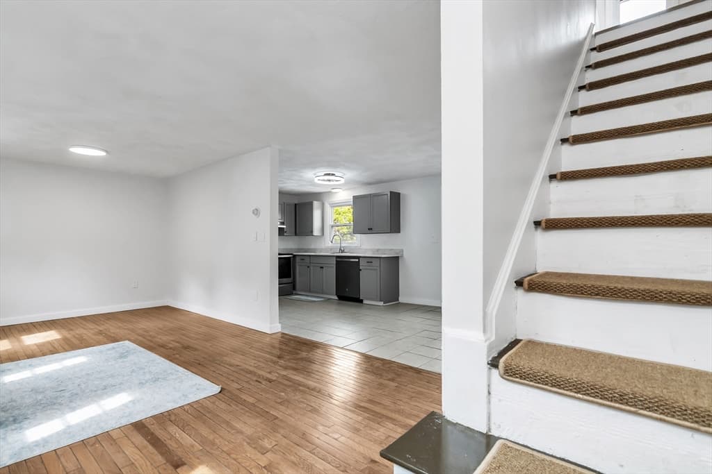 15 Crescent St # D, Lawrence MA 01841 photo 12