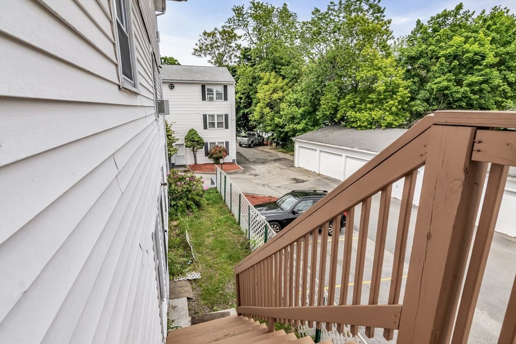 15 Crescent St # D, Lawrence MA 01841 photo 32