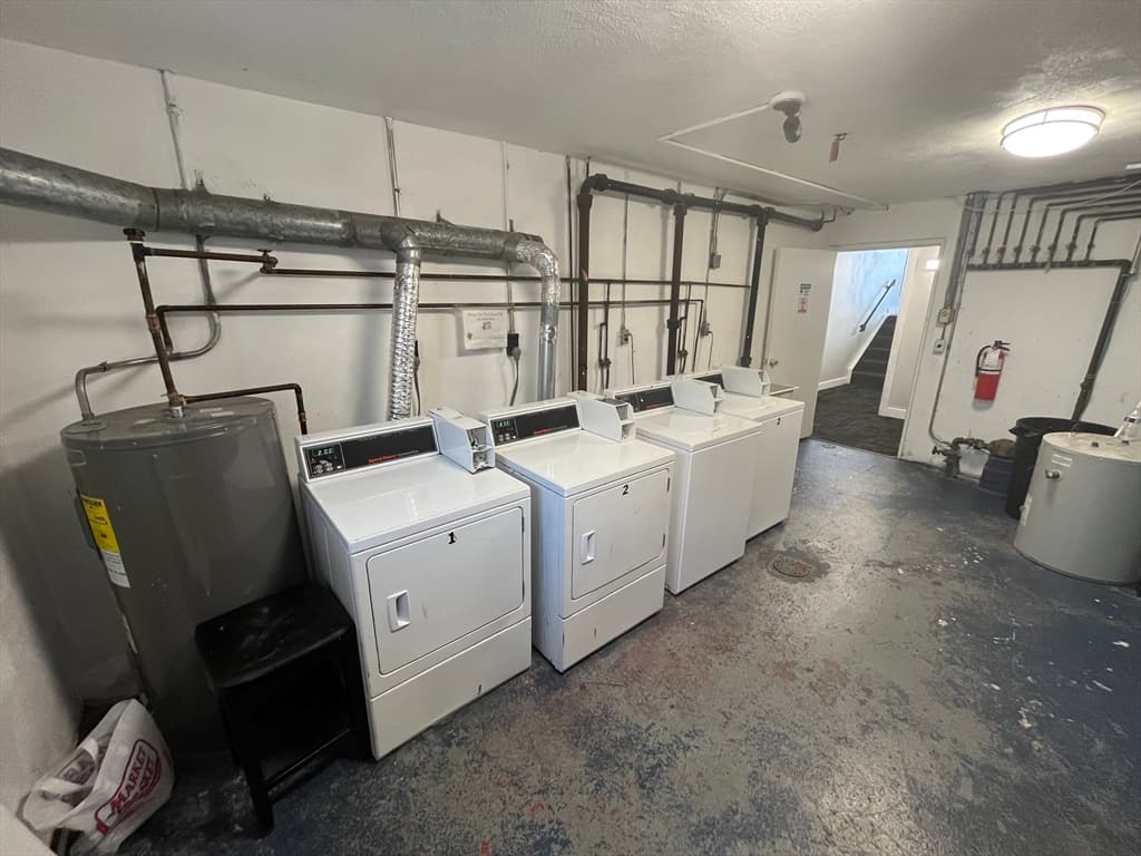 5+ Family - 5+ Units Up/Down at 20 Hy-Sil Ave, Chelsea MA 02150, Chelsea, photo 11 of 23
