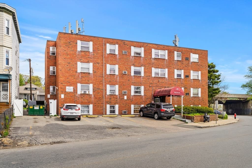 5+ Family - 5+ Units Up/Down at 20 Hy-Sil Ave, Chelsea MA 02150, Chelsea, photo 4 of 23