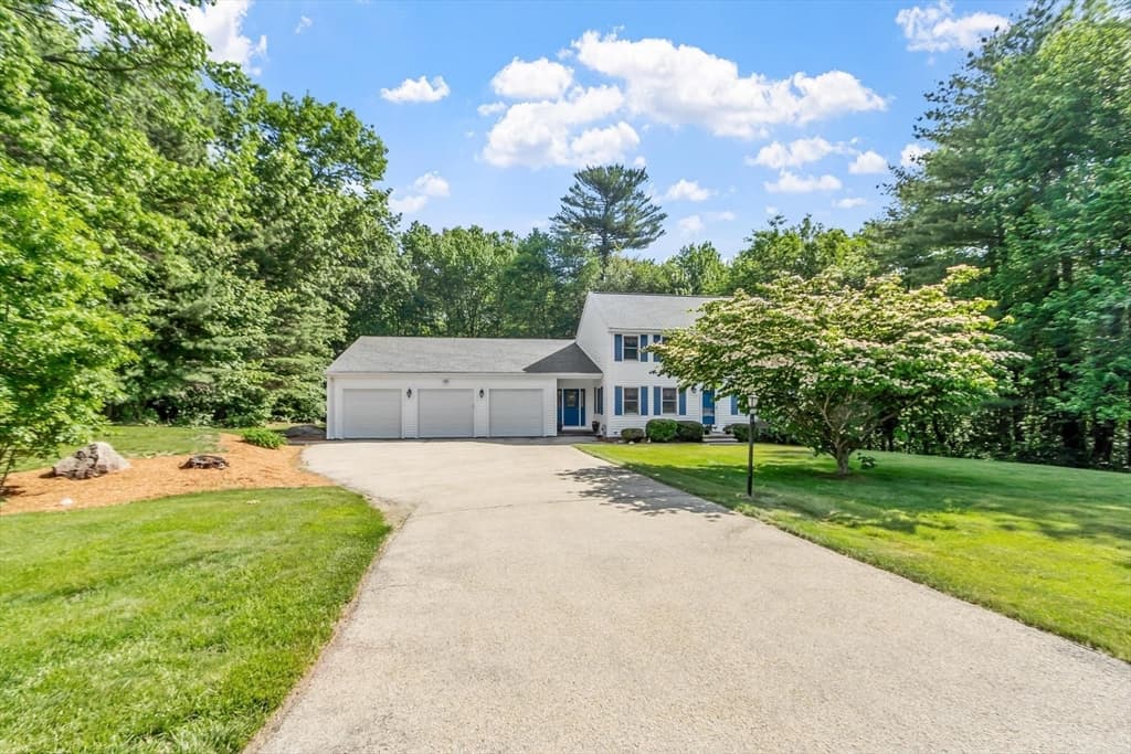 47 Sequoia Dr, Tyngsborough MA 01879 photo 2