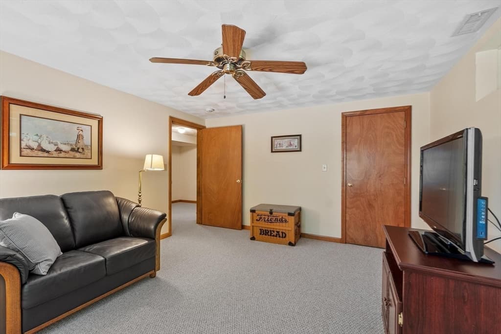 47 Sequoia Dr, Tyngsborough MA 01879 photo 31