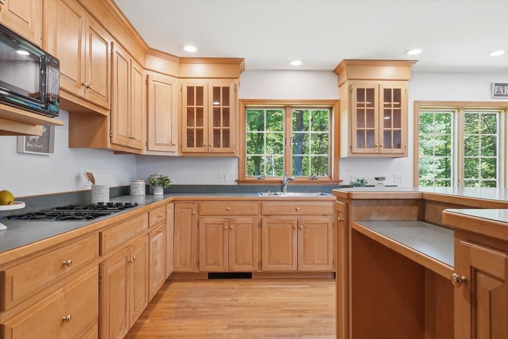 770 Boxford Street, North Andover MA 01845 photo 13