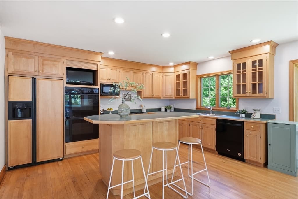 770 Boxford Street, North Andover MA 01845 photo 9