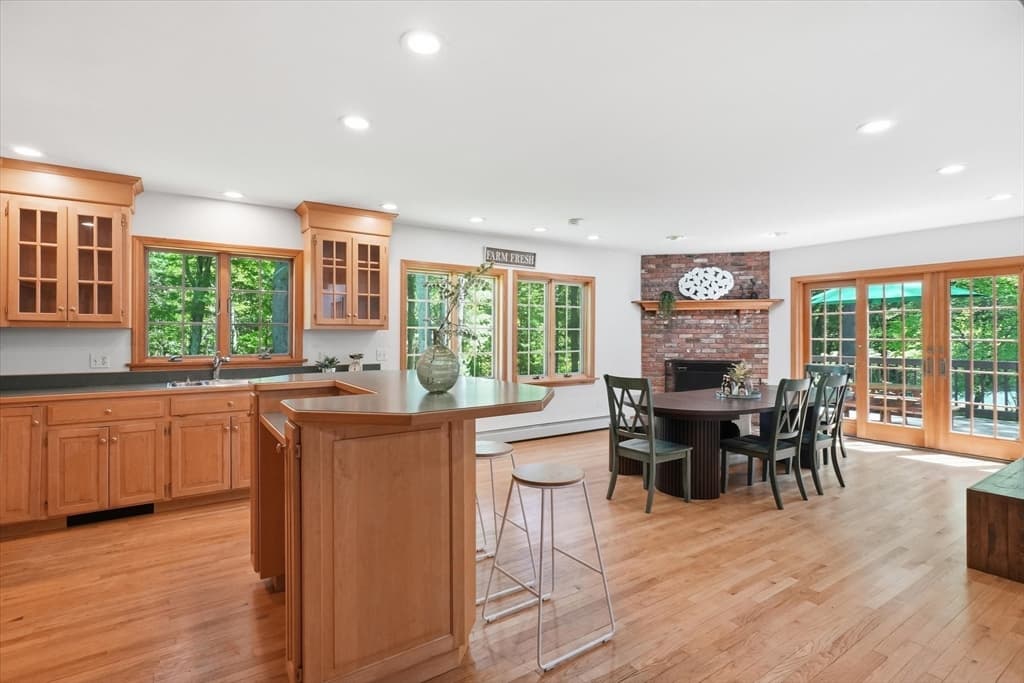 770 Boxford Street, North Andover MA 01845 photo 14