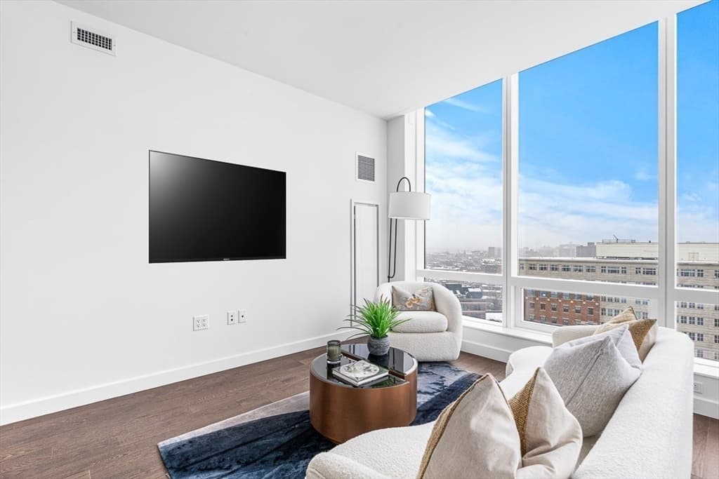 Condominium at 430 Stuart # 1608, Boston MA 02116, photo 5 of 39