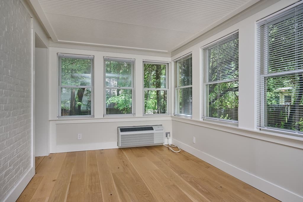 43 Woodlawn Ave, Northampton MA 01060 photo 5