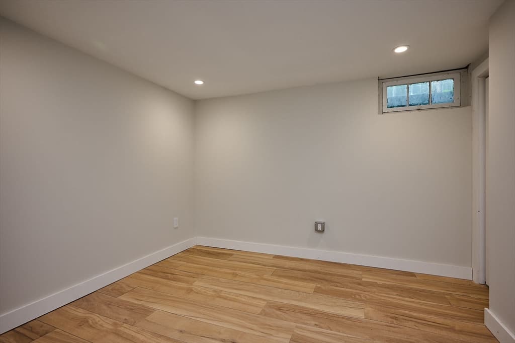 43 Woodlawn Ave, Northampton MA 01060 photo 20