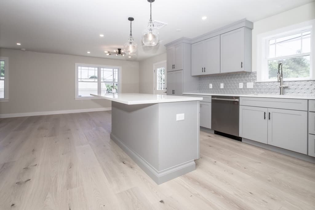 Single Family Residence at 36 Floyd St, Revere MA 02151, photo 7 of 21