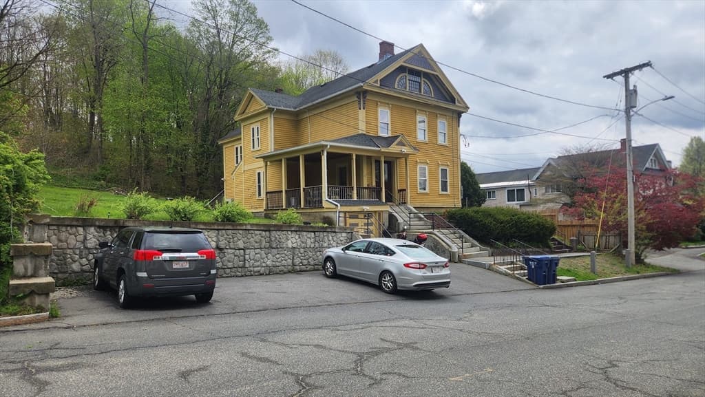 54 Bacon St, Warren MA 01083 photo 2