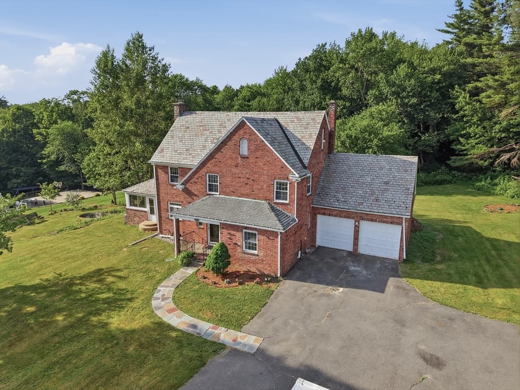 Single Family Residence at 2055 Allen Street, Springfield MA 01118, Springfield, photo 2 of 42