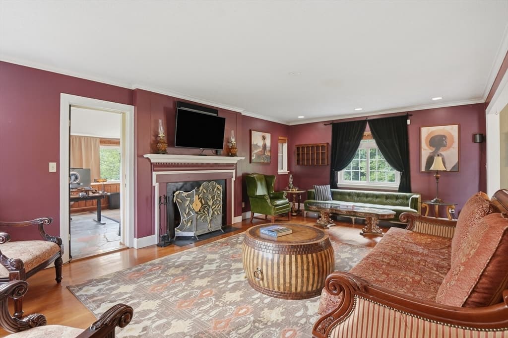 Single Family Residence at 2055 Allen Street, Springfield MA 01118, Springfield, photo 3 of 42