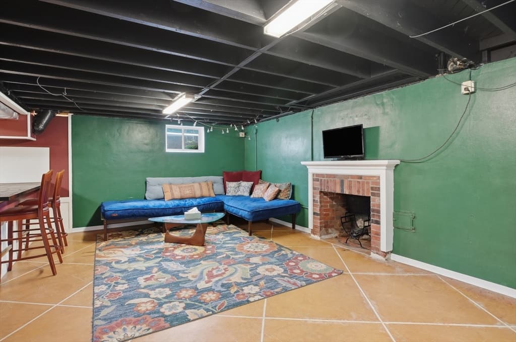 Single Family Residence at 2055 Allen Street, Springfield MA 01118, Springfield, photo 30 of 42