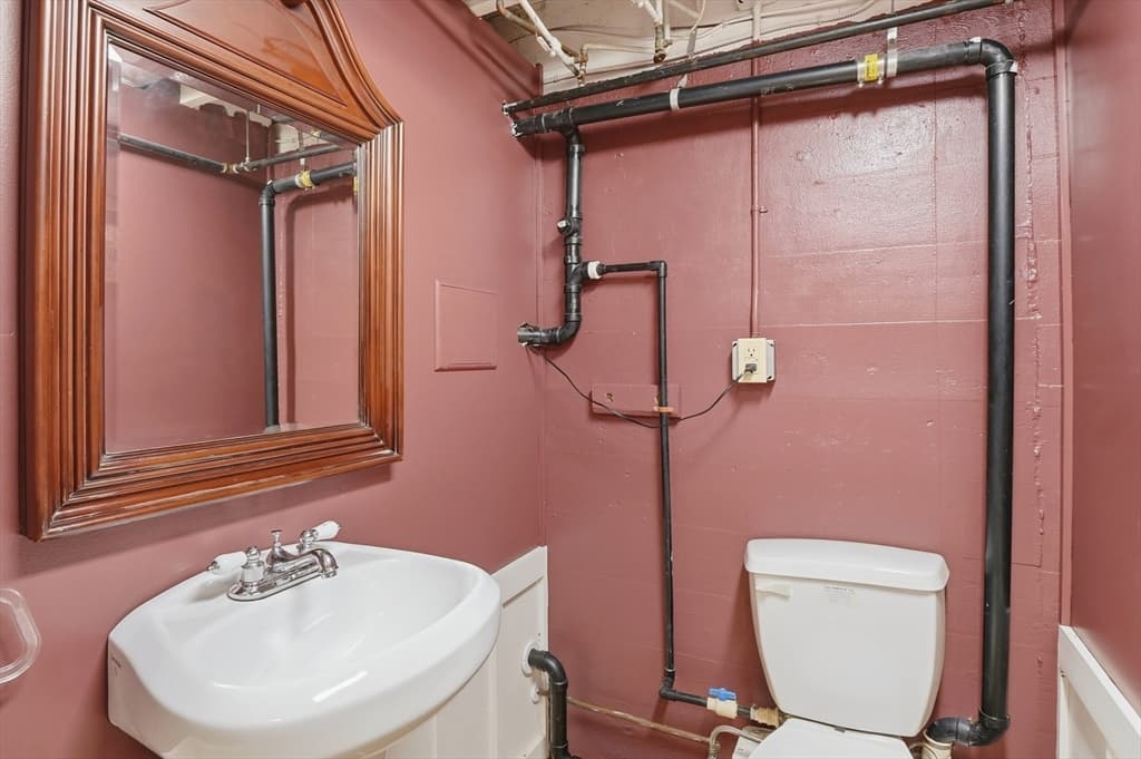 Single Family Residence at 2055 Allen Street, Springfield MA 01118, Springfield, photo 34 of 42