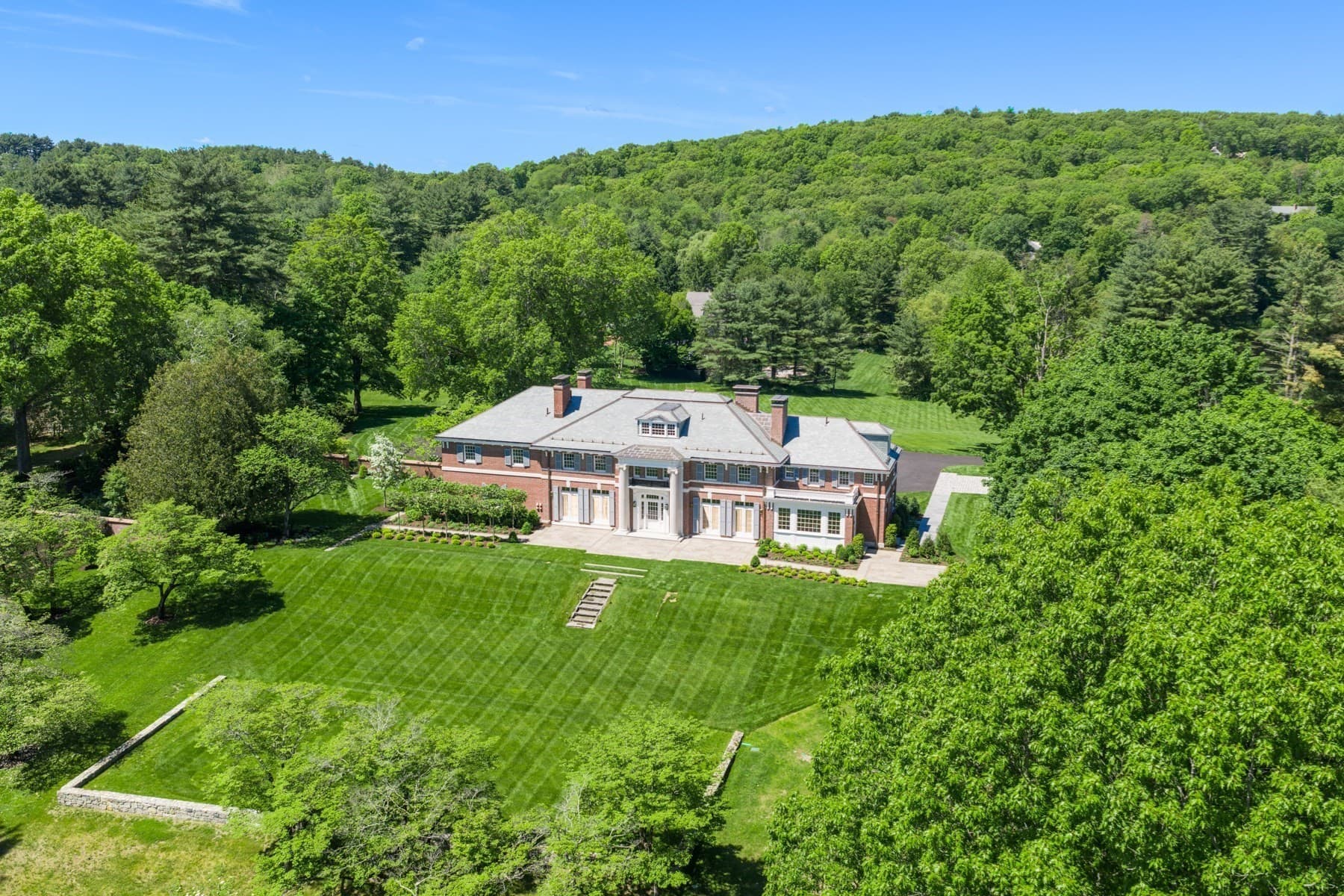15 Farm Street, Dover MA 02030