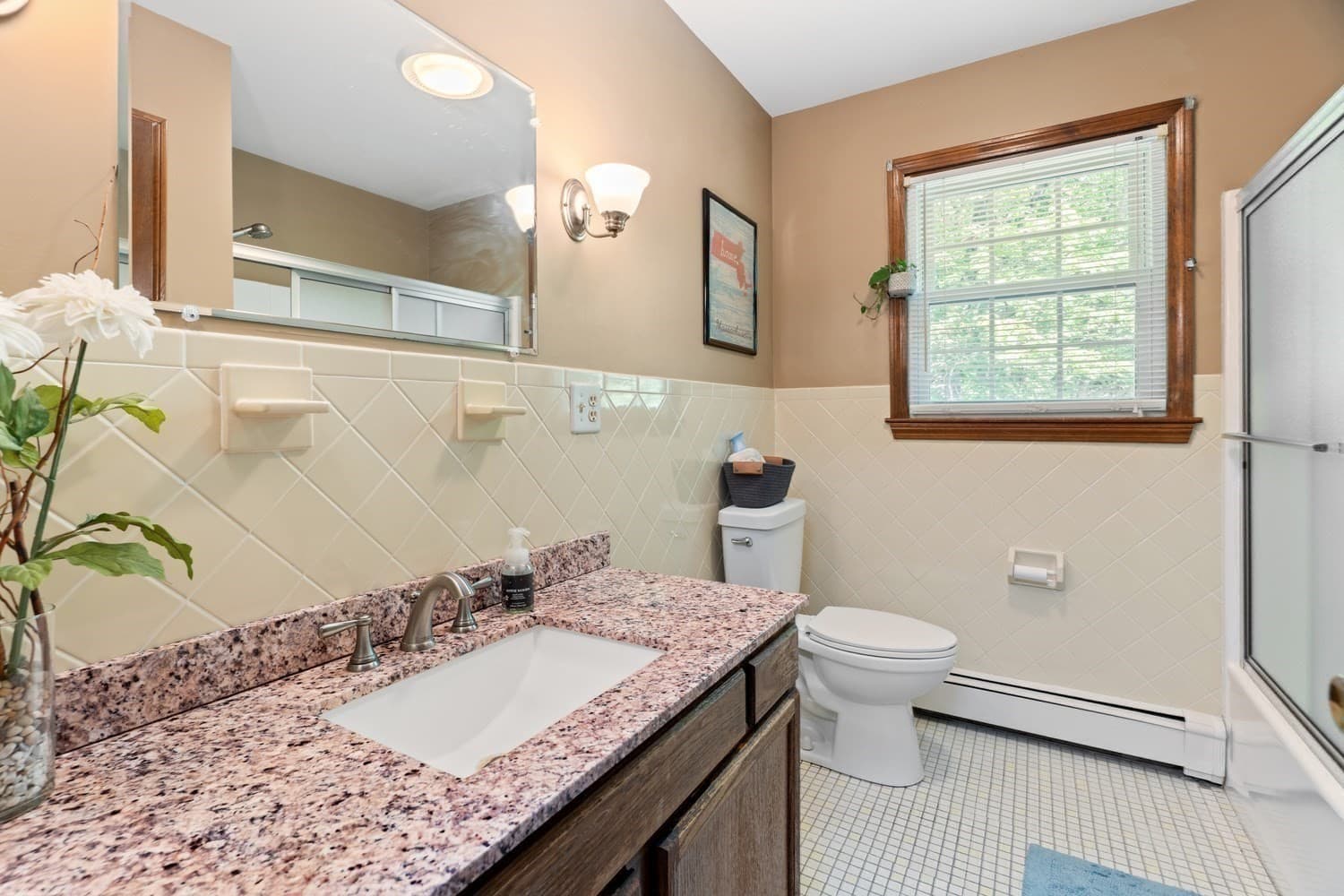 Single Family Residence at 224 Perryville Rd, Rehoboth MA 02769, photo 14 of 26