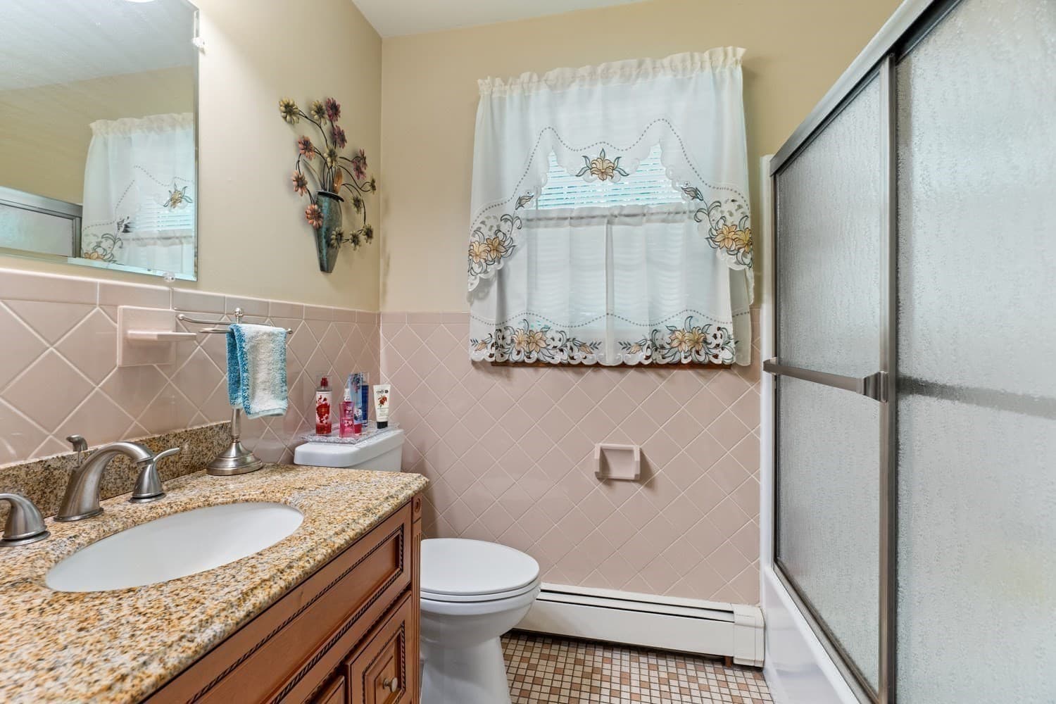Single Family Residence at 224 Perryville Rd, Rehoboth MA 02769, photo 15 of 26