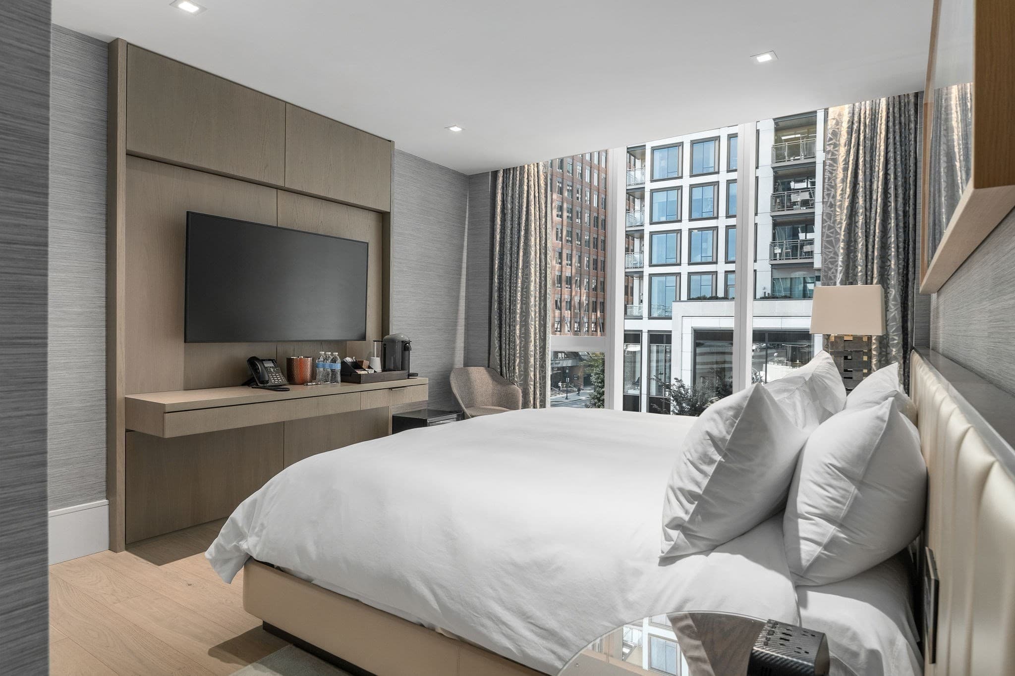Condominium at 150 Seaport Blvd # D, Boston MA 02210, photo 19 of 21