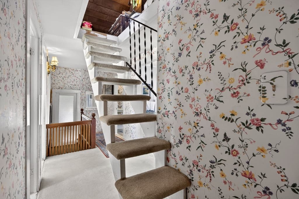 205 Grand Ave, Falmouth MA 02540 photo 31