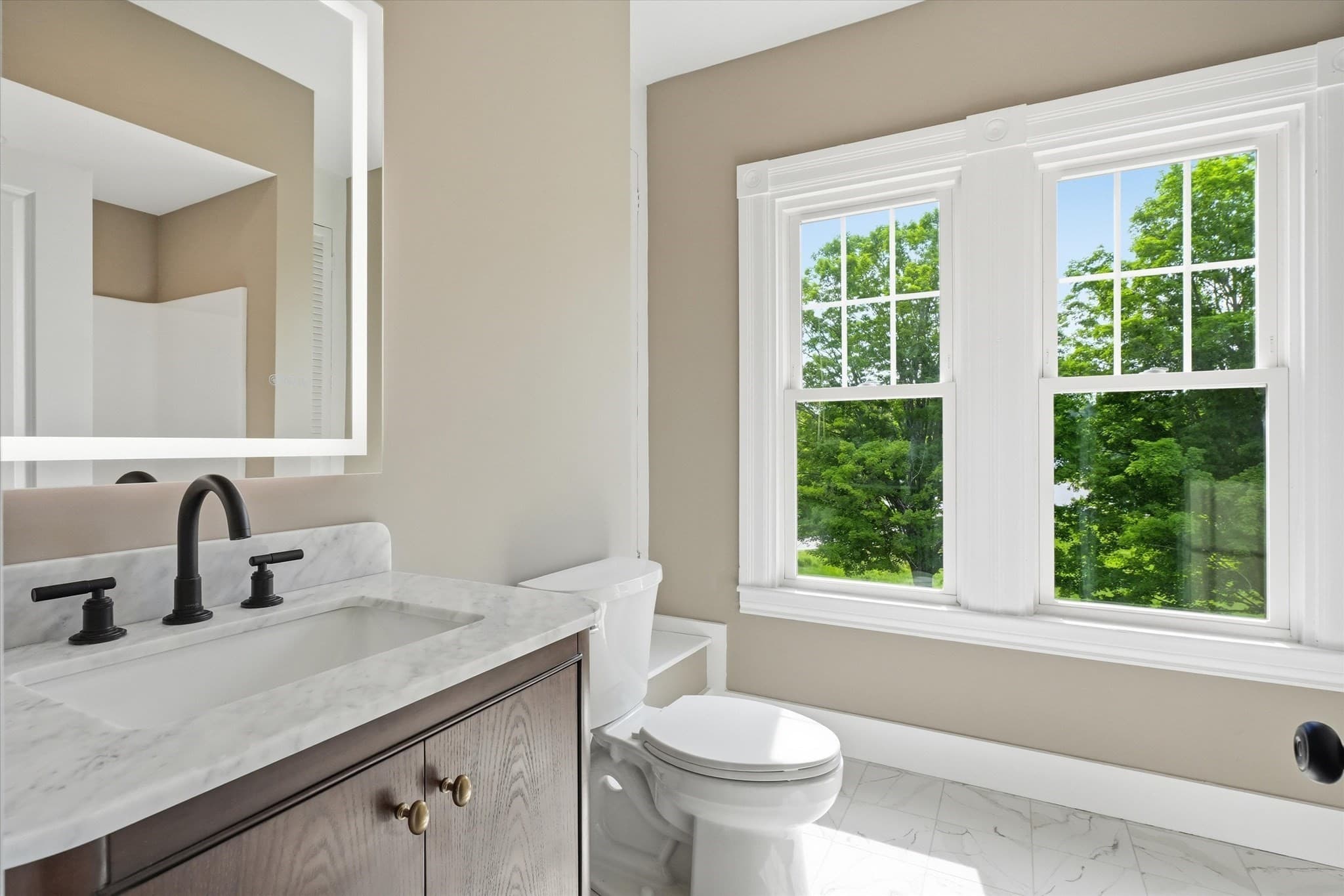 Condominium at 763 Massachusetts Ave # 1, Lunenburg MA 01462, photo 23 of 38