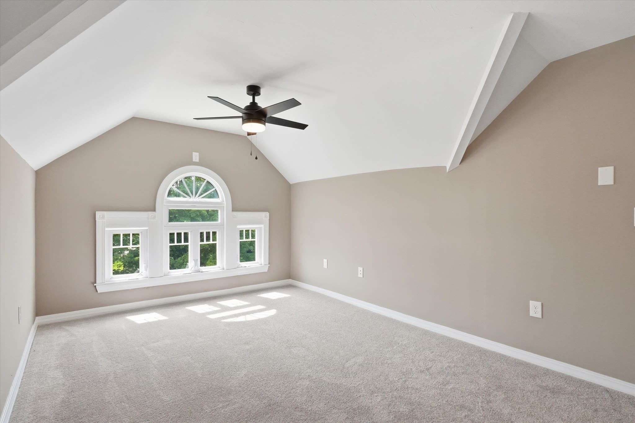 Condominium at 763 Massachusetts Ave # 1, Lunenburg MA 01462, photo 27 of 38