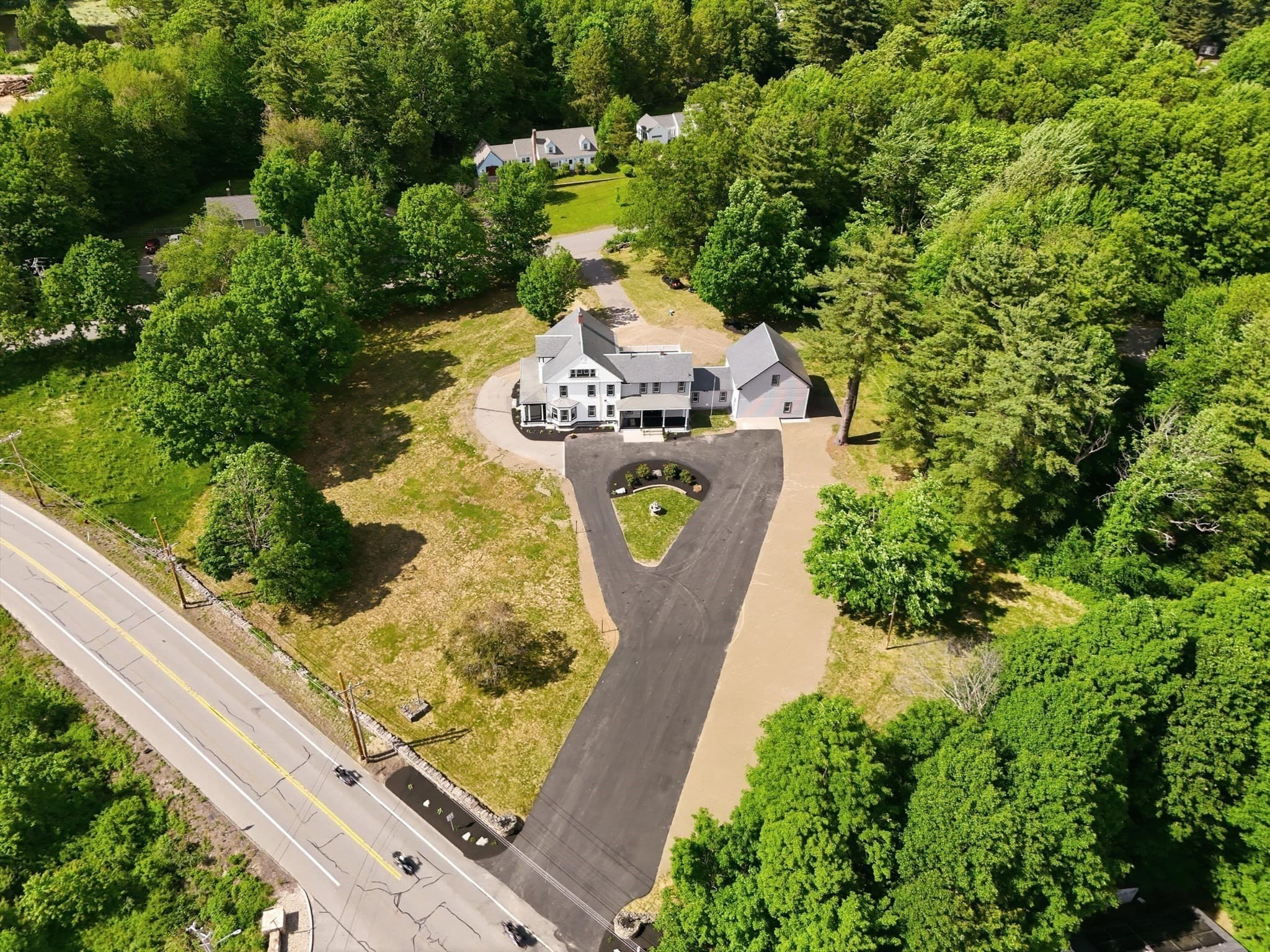 Condominium at 763 Massachusetts Ave # 1, Lunenburg MA 01462, photo 32 of 38