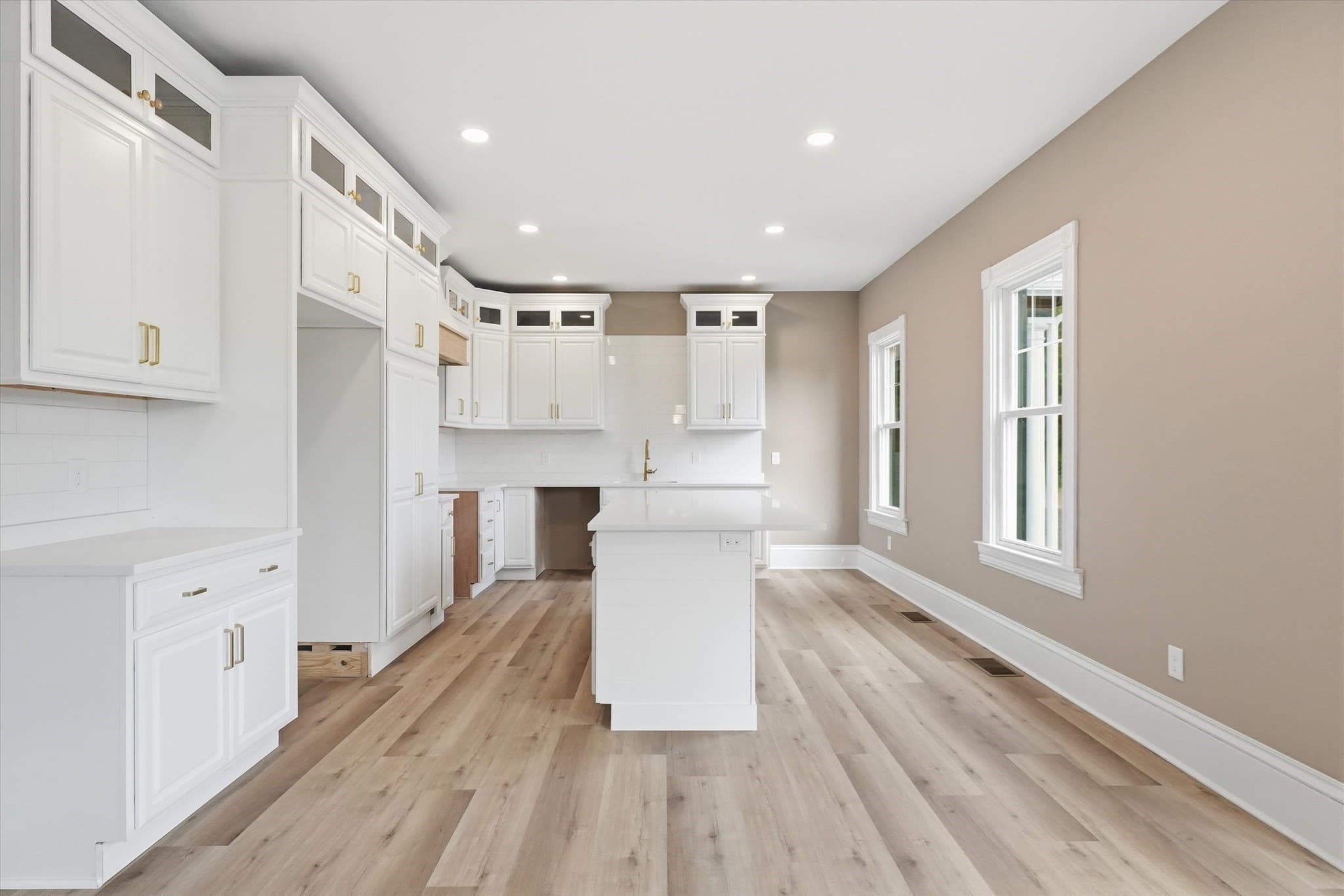 Condominium at 763 Massachusetts Ave # 1, Lunenburg MA 01462, photo 11 of 38