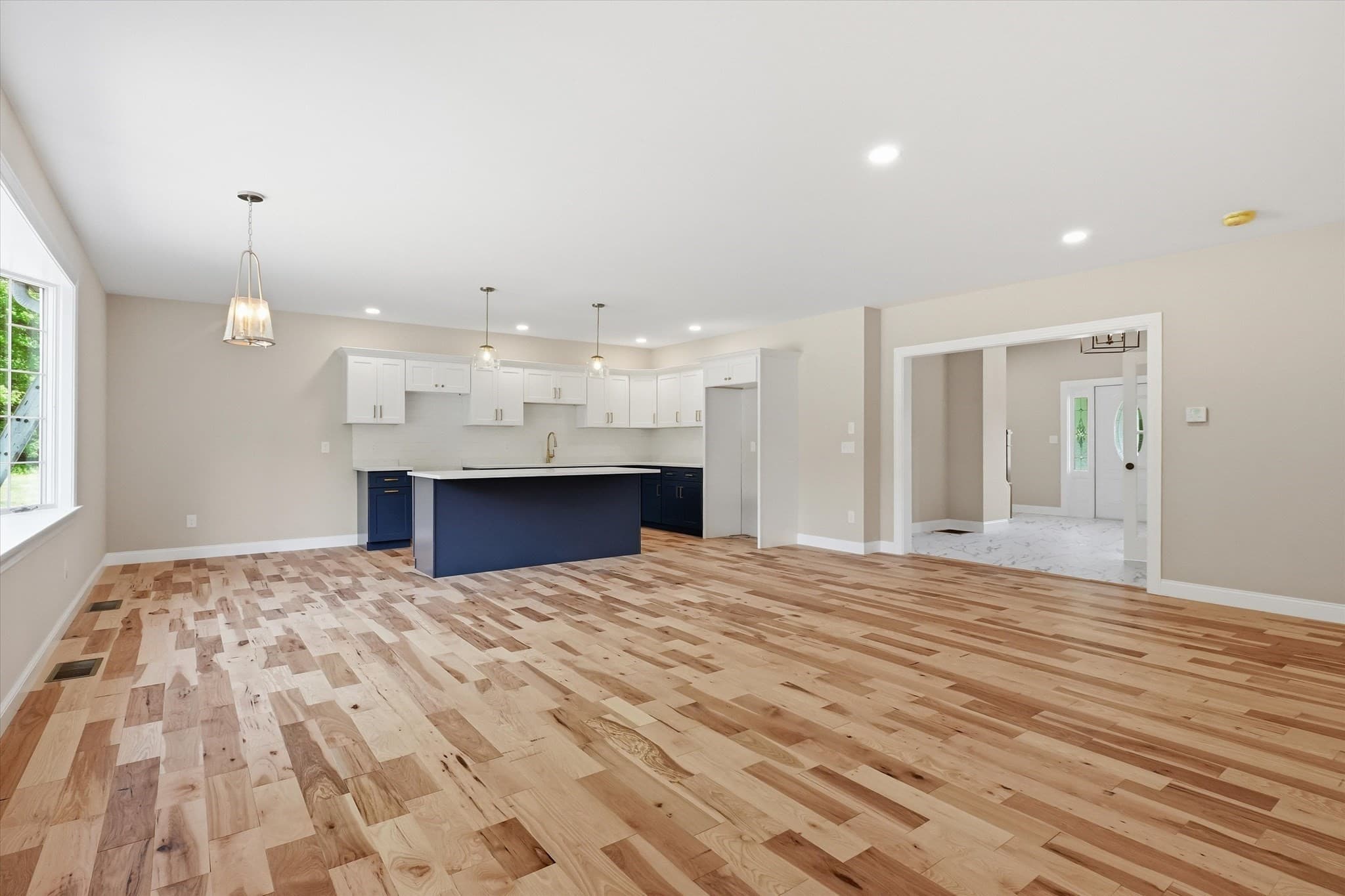 Condominium at 765 Massachusetts Ave # 1, Lunenburg MA 01462, photo 12 of 40