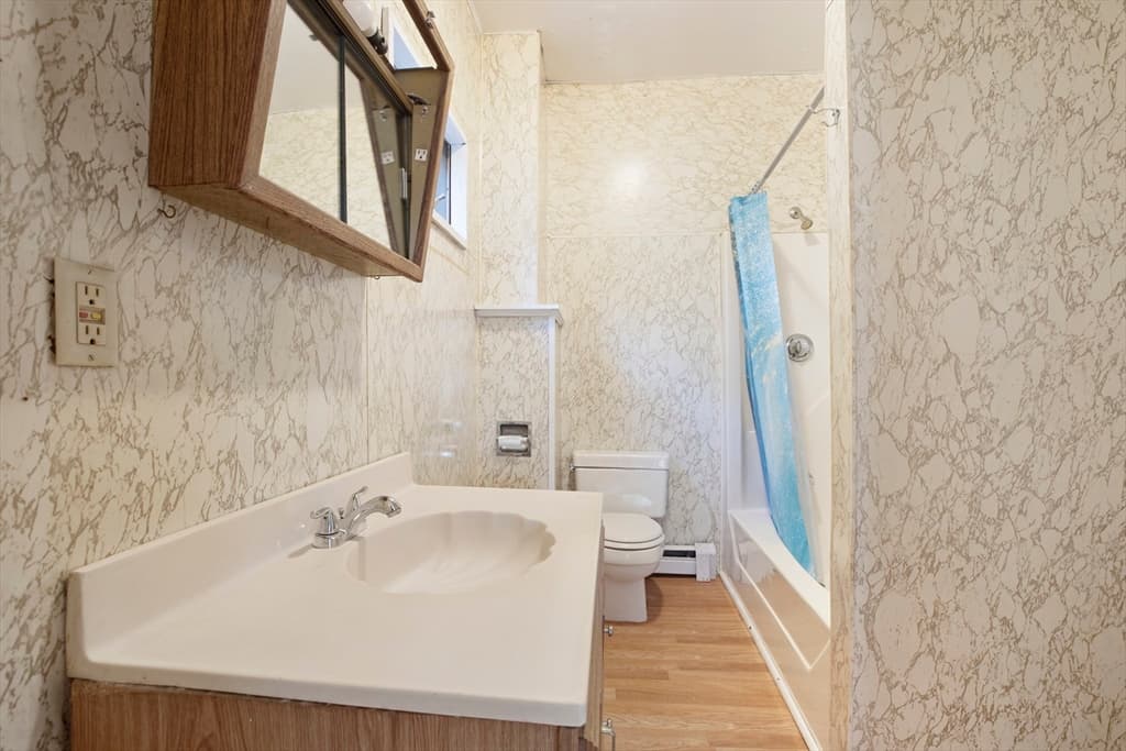 1359 Purchase St, New Bedford MA 02740 photo 14