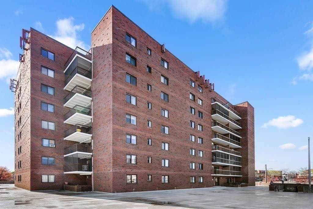 Condominium at 47 Mystic St # 3F, Arlington MA 02474, Arlington, photo 18 of 23